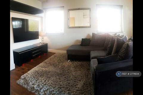 2 bedroom flat to rent, Wraysbury Drive, West Drayton, UB7