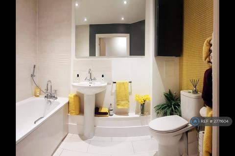 2 bedroom flat to rent, Wraysbury Drive, West Drayton, UB7