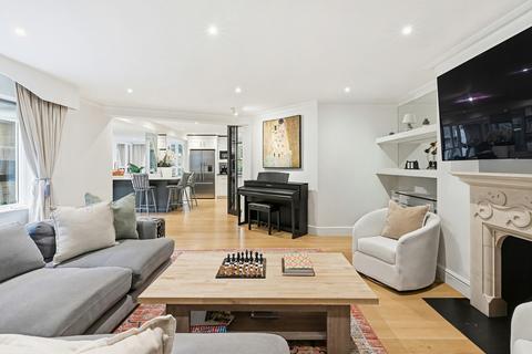 4 bedroom house to rent, Onslow Mews East, SW7