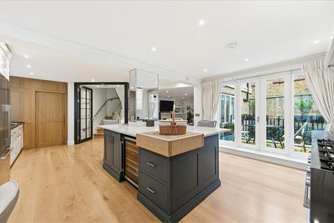 4 bedroom house to rent, Onslow Mews East, SW7