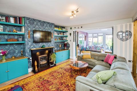 undefined, Woodlands Close, Mold, CH7