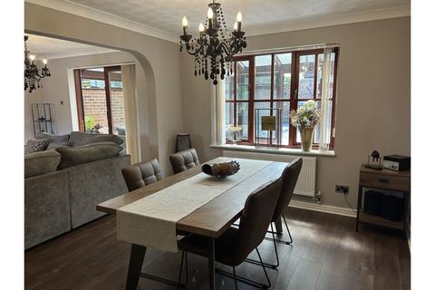 4 bedroom detached house for sale, Cranberry Close, West Bridgford, NG2
