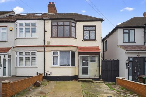 undefined, Hampton Road, London, E4