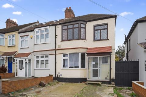 undefined, Hampton Road, London, E4