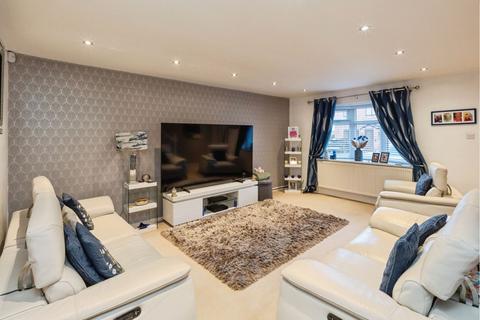 undefined, Farmside Close, Warrington, WA5