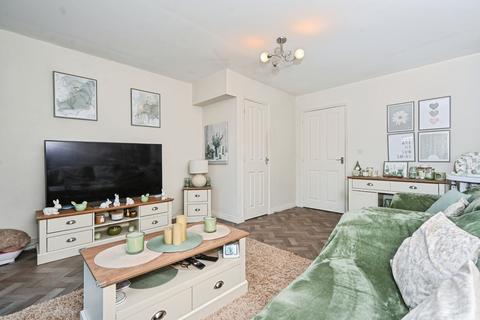 4 bedroom semi-detached house for sale, Newlove Avenue, St. Helens, WA10