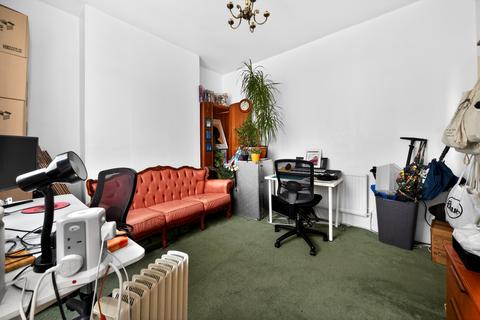 undefined, Middleton Road, London, E8