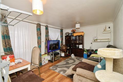 1 bedroom apartment for sale, Wallwood Street, London, E14