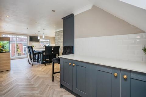 3 bedroom terraced house for sale, Hawkley Close, Leigh Park, Havant, PO9