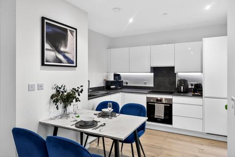 1 bedroom apartment for sale, 17 Silvertown Way, London, E16