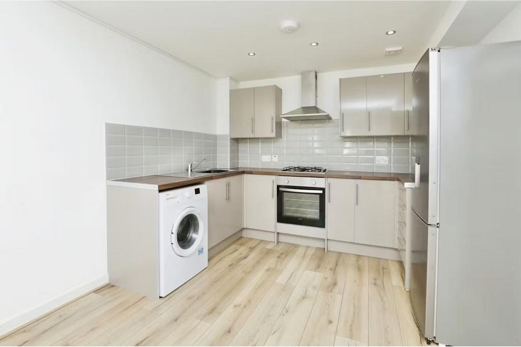 Lounge / Kitchen