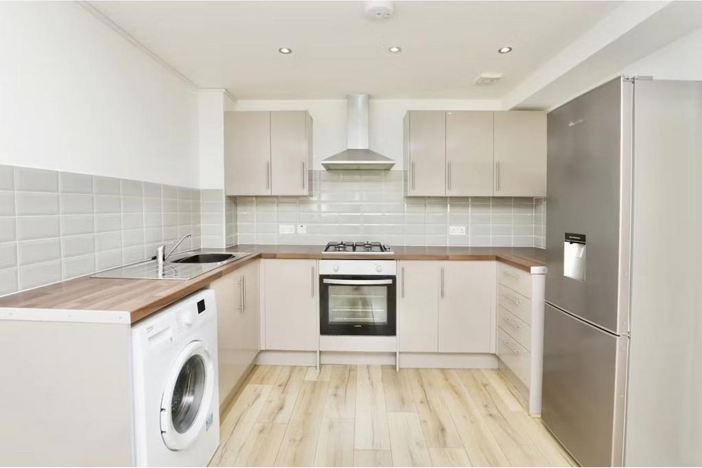 Lounge / Kitchen