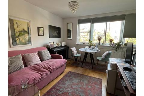 undefined, Harleyford Street, London, SE11