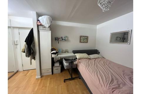undefined, Harleyford Street, London, SE11