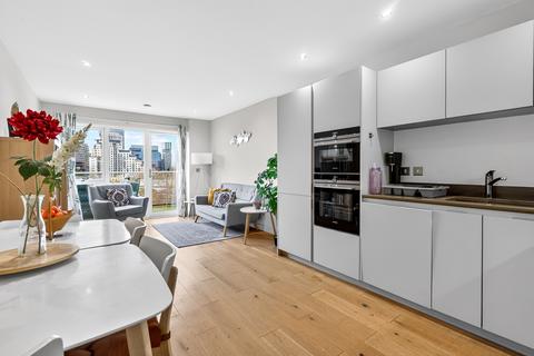 2 bedroom apartment for sale, 8 River Barge Close, London, E14