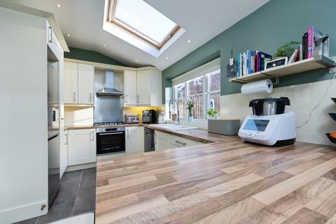 4 bedroom end of terrace house for sale, Fenwick Way, Consett, DH8