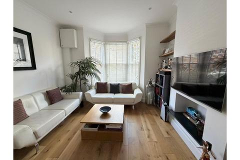 undefined, Neuchatel Road, London, SE6