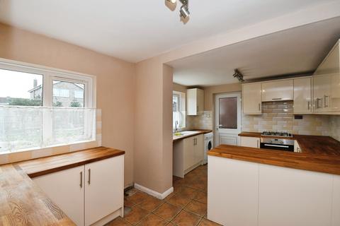 3 bedroom semi-detached house for sale, Parkfield Road, Sleaford, NG34