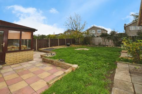 3 bedroom semi-detached house for sale, Parkfield Road, Sleaford, NG34