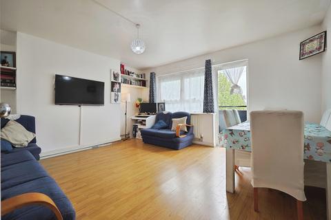 3 bedroom duplex for sale, Clem Attlee Court, Fulham, SW6