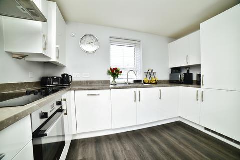 3 bedroom detached house for sale, Clarke Avenue, Hessle, HU13