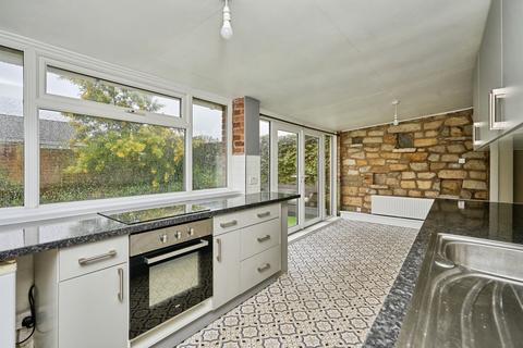 3 bedroom semi-detached bungalow for sale, Trafalgar Drive, Binstead, Ryde, PO33