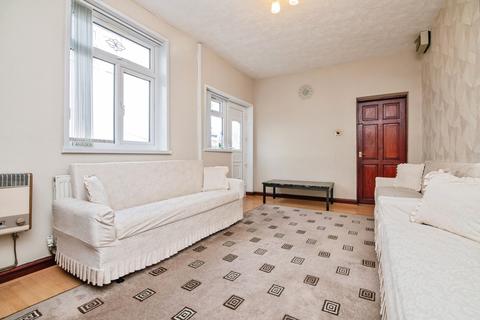 3 bedroom terraced house for sale, Tividale Road, Oldbury, B69