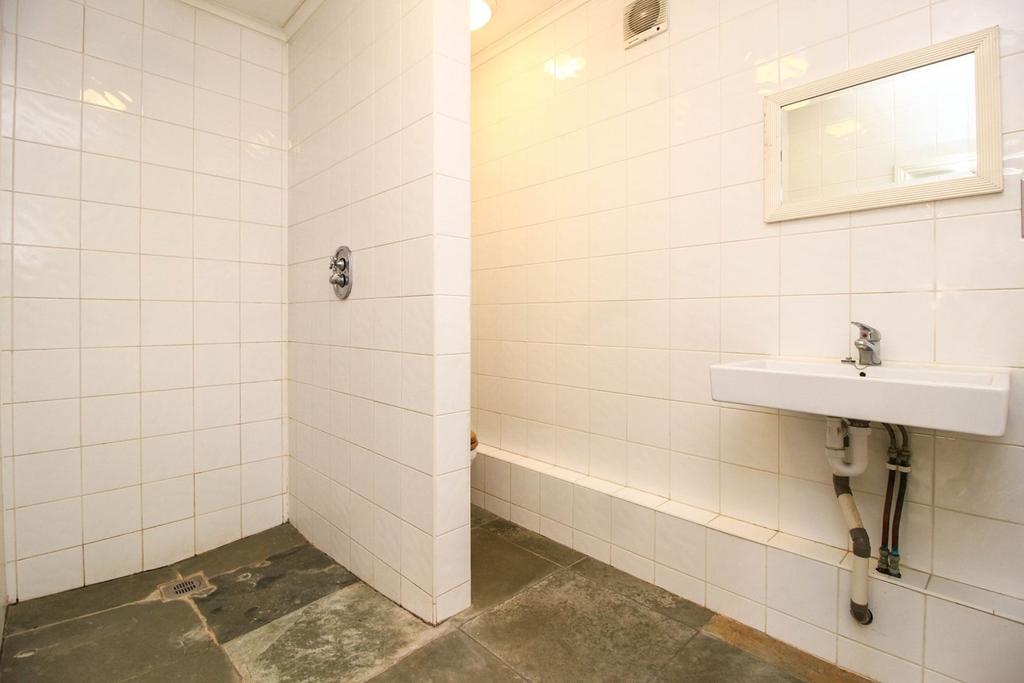 Wet Room