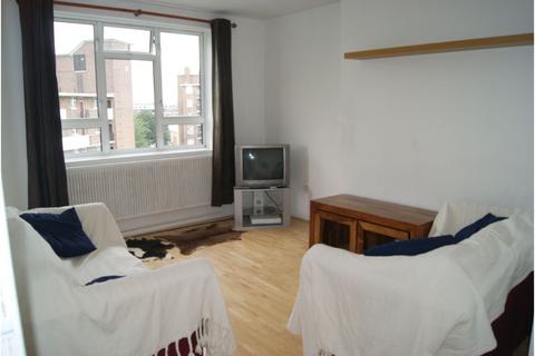 3 bedroom flat for sale, Patmore Estate, London, SW8