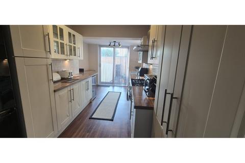 3 bedroom terraced house for sale, Squires Gate Lane, Blackpool, FY4