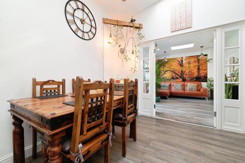 undefined, Main Street, Beverley, HU17