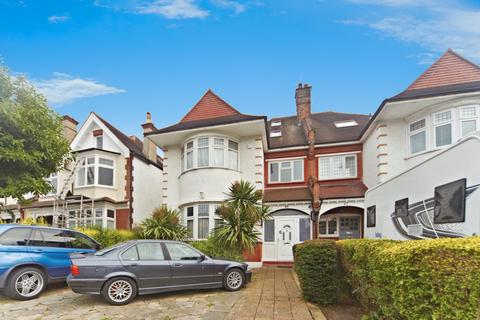 5 bedroom semi-detached house for sale, Woodbourne Avenue, London, SW16