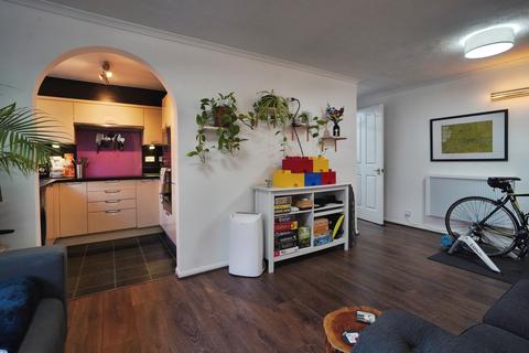 1 bedroom flat for sale, Sydenham Road, London, SE26
