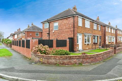 3 bedroom semi-detached house for sale, Ravenswood Avenue, Blackpool, FY3