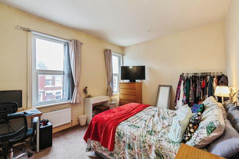 2 bedroom end of terrace house for sale, Manchester Road, Blackpool, FY3