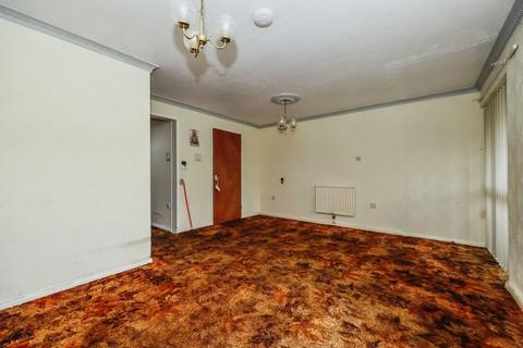 3 bedroom semi-detached house for sale, St. Marys Way, Nottingham, NG15