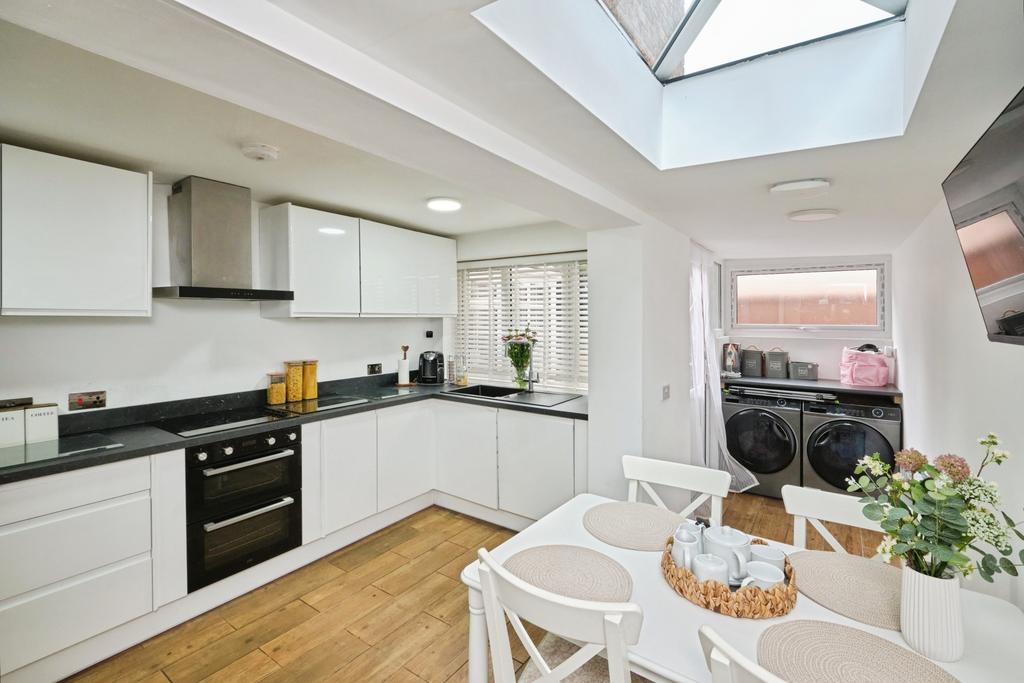 House in Birmingham, Stockland Green - View 4