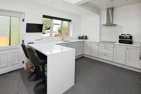 2 bedroom end of terrace house for sale, Jubilee Drive, Prescot, L35