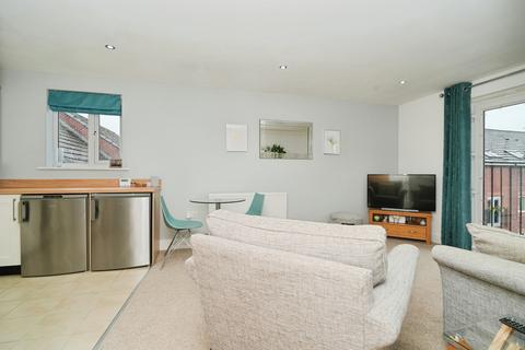2 bedroom apartment for sale, 30 Clifton Road, Manchester, M30