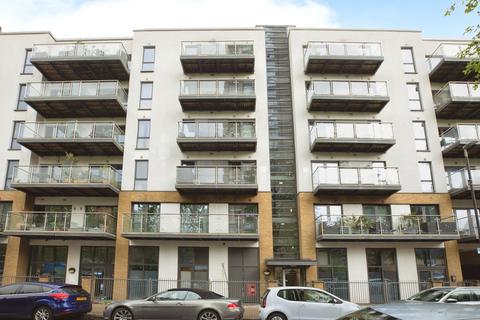 18 Gwynne Road, Battersea, SW11