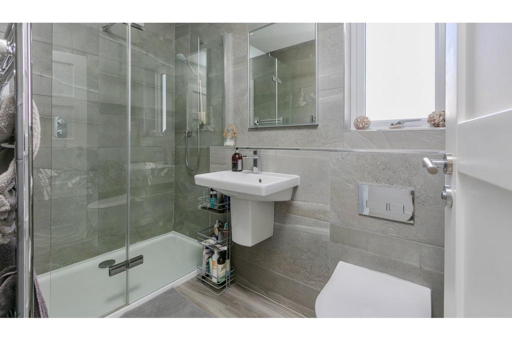 En-suite One