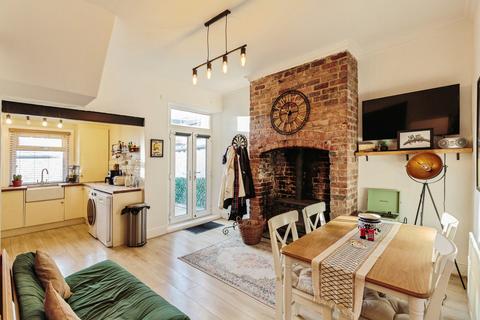 2 bedroom terraced house for sale, Newcastle Avenue, Blackpool, FY3