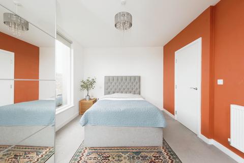undefined, 3 Breakspear Gardens, London, SW19