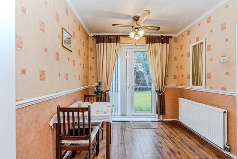 3 bedroom terraced house for sale, Chesterton Road, Manchester, M23