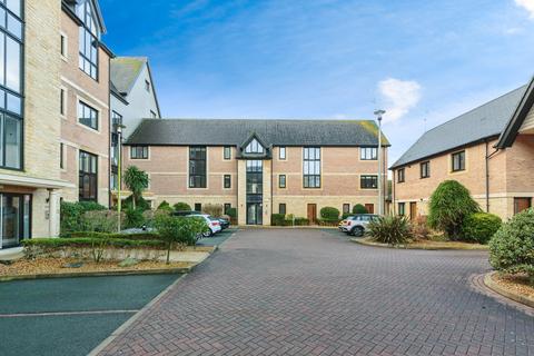 2 bedroom apartment for sale, Victory Boulevard, Lytham St. Annes, FY8