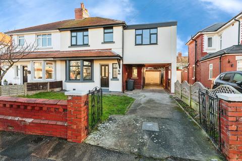Richmond Avenue, Thornton-Cleveleys, FY5