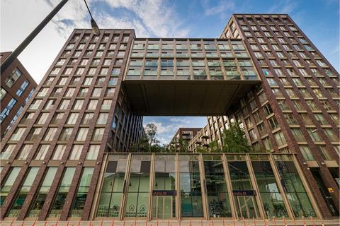 1 bedroom flat for sale, 8 New Union Square, Battersea, SW11