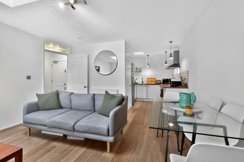1 bedroom flat for sale, 1 Regents Bridge Gardens, Vauxhall, SW8