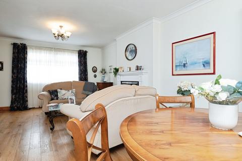 2 bedroom semi-detached bungalow for sale, Brereton Close, Beverley, HU17