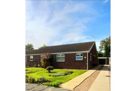 2 bedroom semi-detached bungalow for sale, Brereton Close, Beverley, HU17
